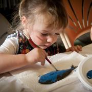 2015-01-25_caroline-paints-fish