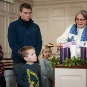 2016-11-27_14-light-first-advent-candle