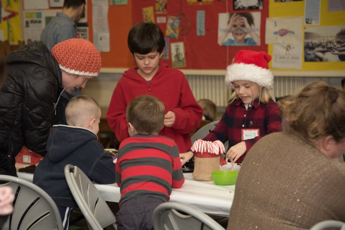2017-holiday-book-fair_19