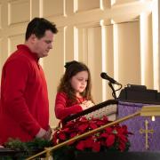 2022-12-11_Music-Sunday_1-Joy-Candle