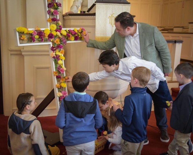 Easter-2022-Decorate-Cross