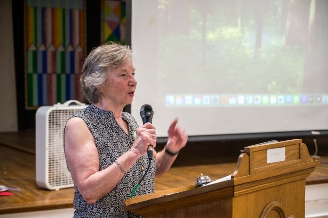 Vicki Nelson